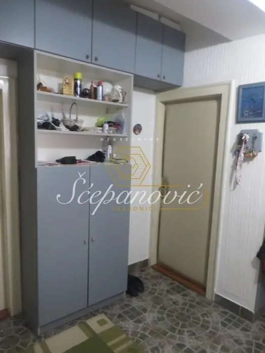 Prodaja, trosoban stan, 67m², Stari grad, Novi Sad