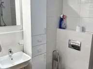 Izdavanje, jednosoban stan, 47m², City Kvart, Podgorica - image 7