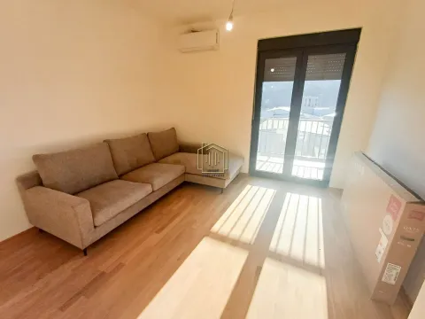 Prodaja, jednosoban stan, 40m², Zabjelo, Podgorica - image 2