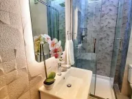 Rent, one bedroom apartment, 43m², Dobrota, Kotor - image 9