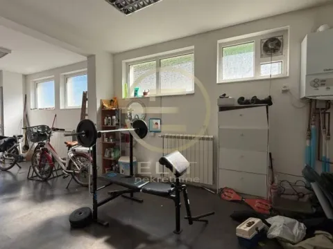 Prodaja, kuća, 273m², Petrovaradin, Novi Sad - image 45