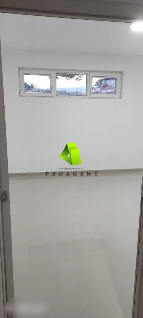 Rent, office space, 45m², Pantelej, Niš