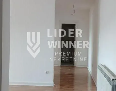 Prodaja, trosoban stan, 65m², Batajnica, Beograd - image 3