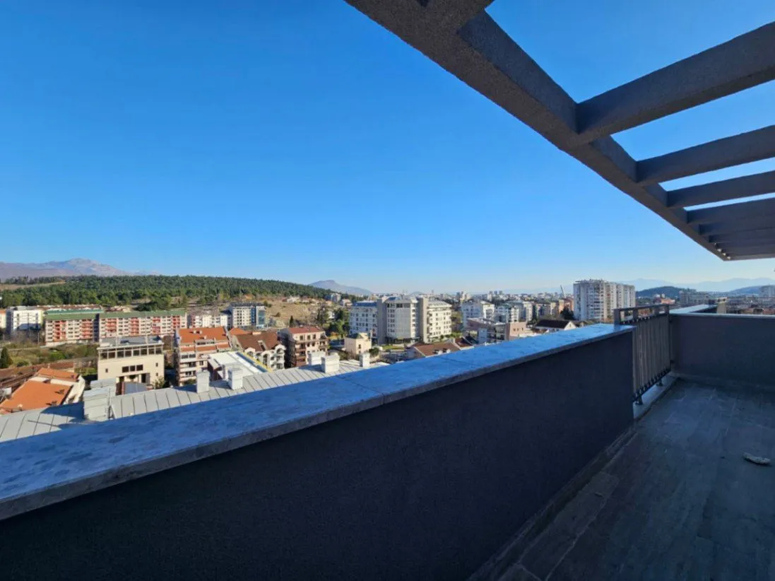 Prodaja, dvosoban stan, 102m², Momišići, Podgorica