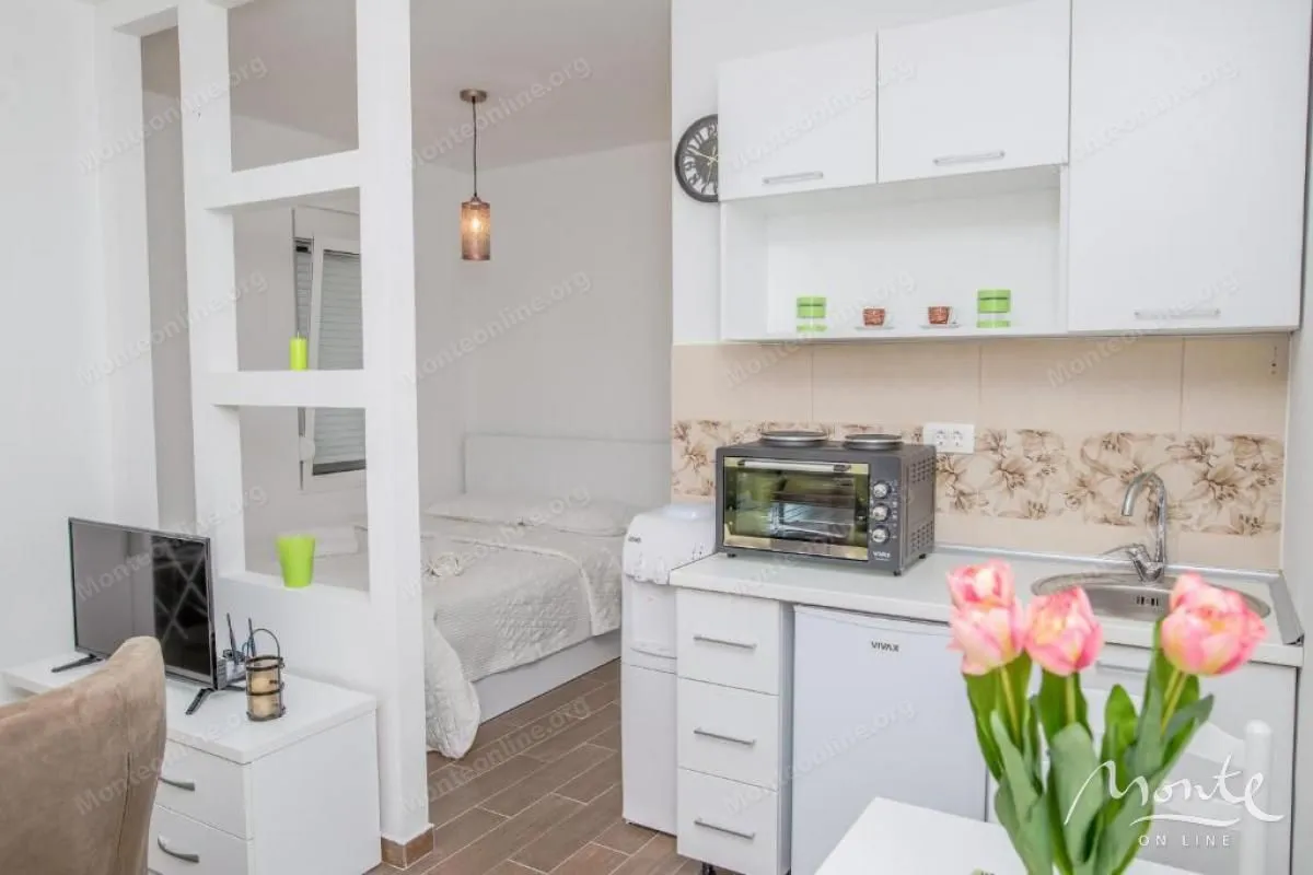 Sale, office space, 400m², Utjeha, Bar
