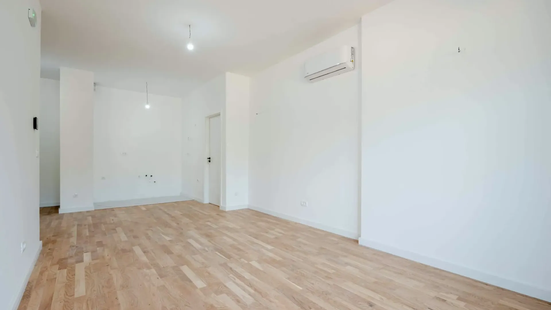 Sale, two bedroom apartment, 65m², Centar, Bar