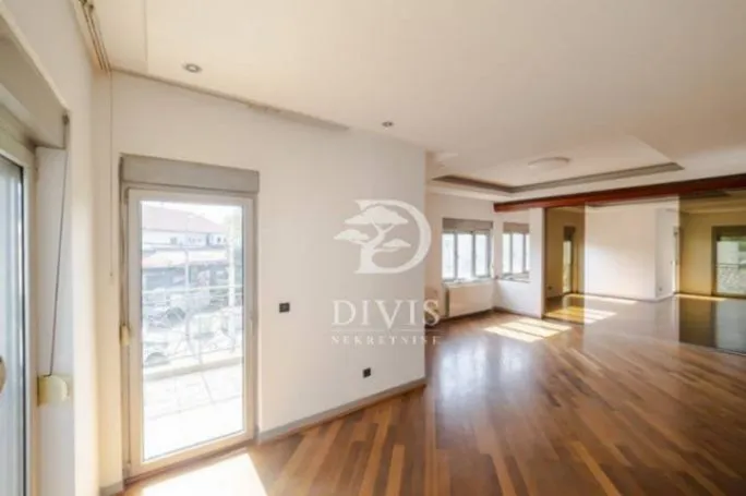 Prodaja, četvorosoban stan, 286m², Dedinje Sve Podlokacije, Beograd