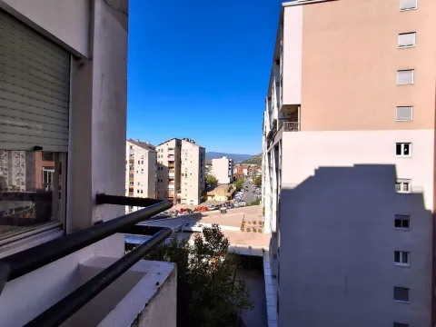 Izdavanje, jednosoban stan, 58m², Blok 6, Podgorica - image 12