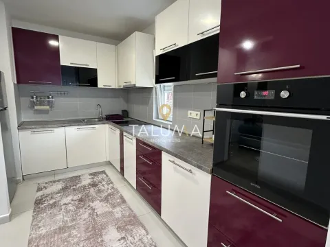 Izdavanje, kuća, 150m², Masline, Podgorica - image 14