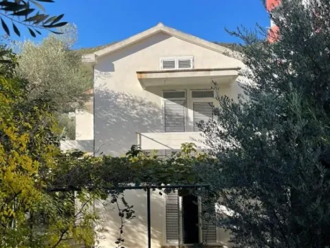 Sale, house, 140m², Petrovac, Budva