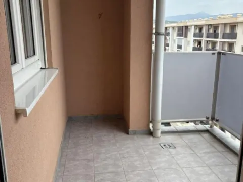 Sale, one bedroom apartment, 46m², City Kvart, Podgorica - image 7