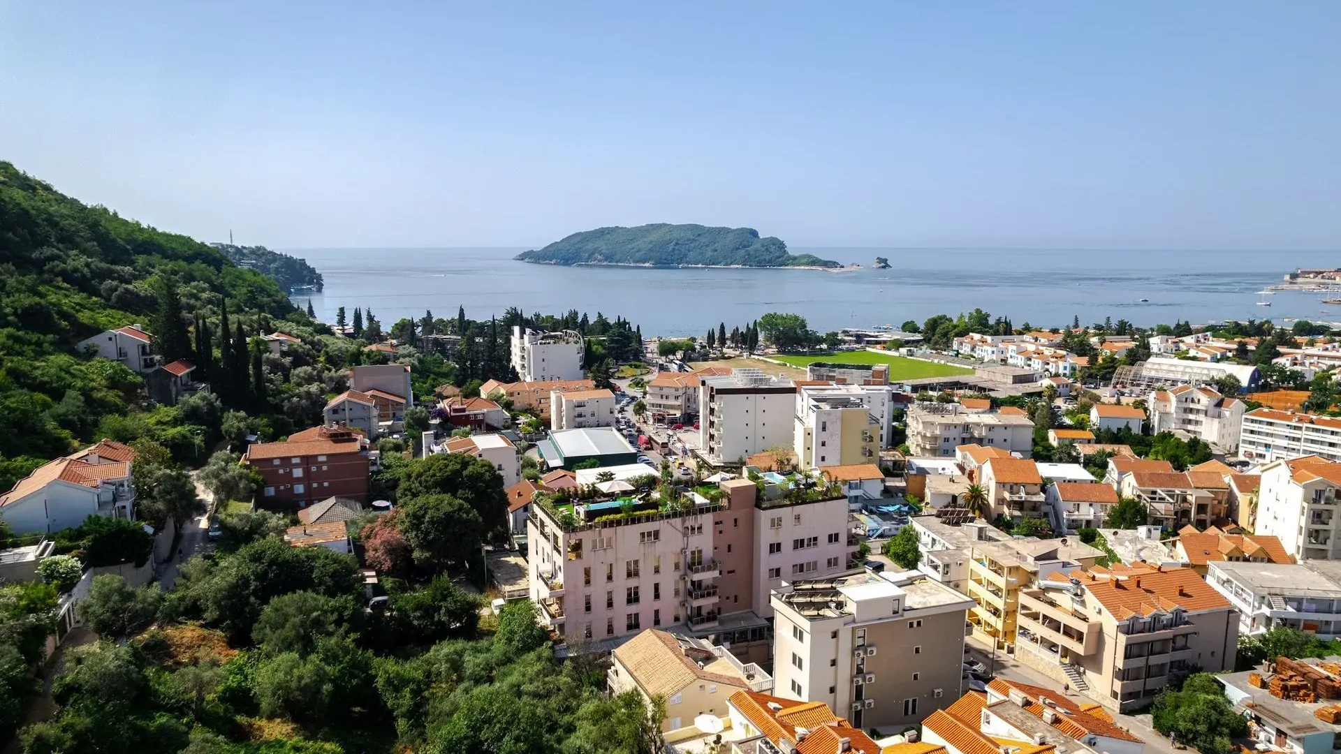 Sale, three bedroom apartment, 400m², Budva, Crna Gora