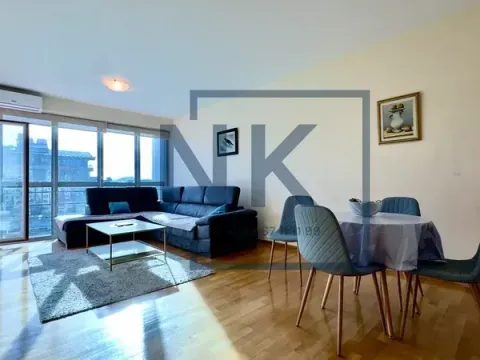 Izdavanje, dvosoban stan, 75m², Preko Morače, Podgorica - image 1