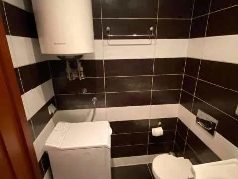 Rent, one bedroom apartment, 53m², Centar, Podgorica - image 11