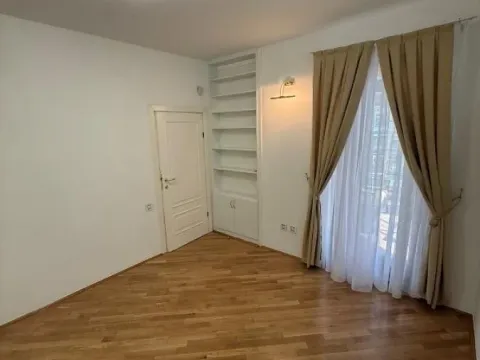 Rent, house, 312m², Voždovac Sve Podlokacije, Beograd - image 10