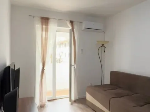 Rent, three bedroom apartment, 106m², Preko Morače, Podgorica - image 11