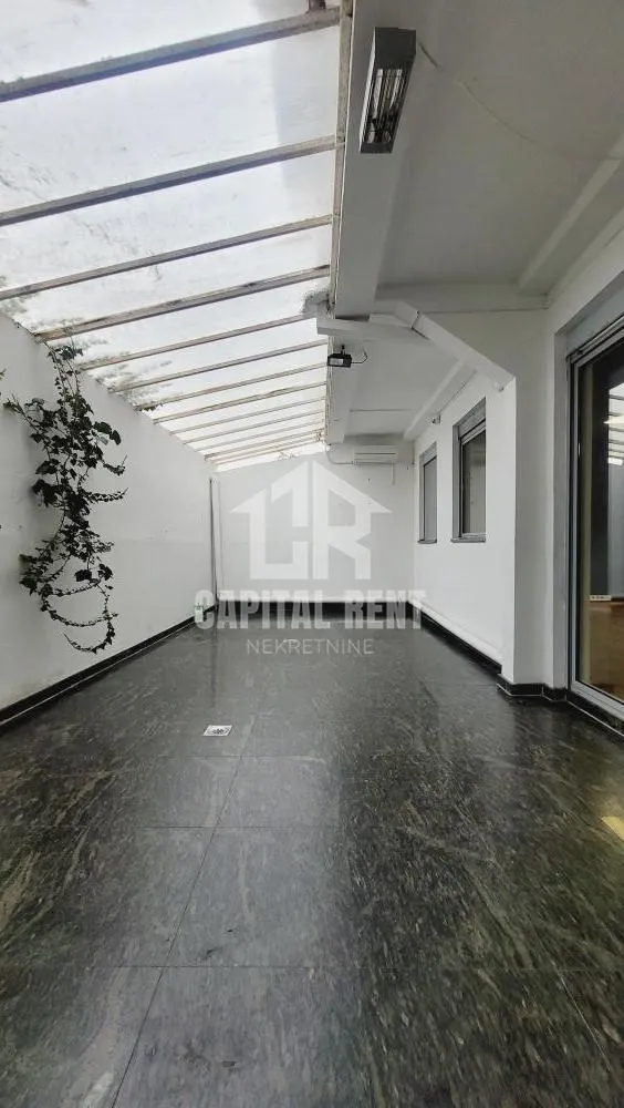 Izdavanje, poslovni prostor, 540m², Južni Bulevar, Vračar Sve Podlokacije