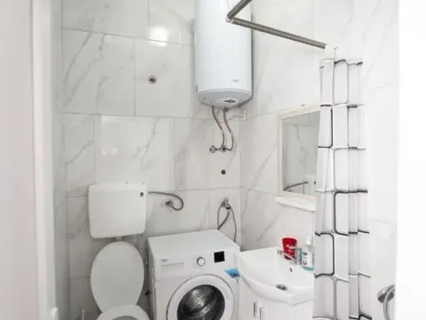 Rent, apartment, 25m², Centar, Podgorica - image 2