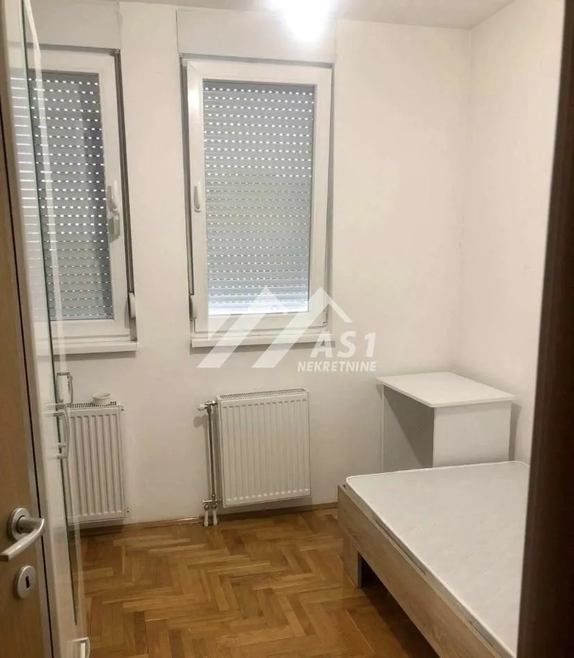 Izdavanje, trosoban stan, 60m², Bulevar Evrope, Novi Sad Sve Podlokacije