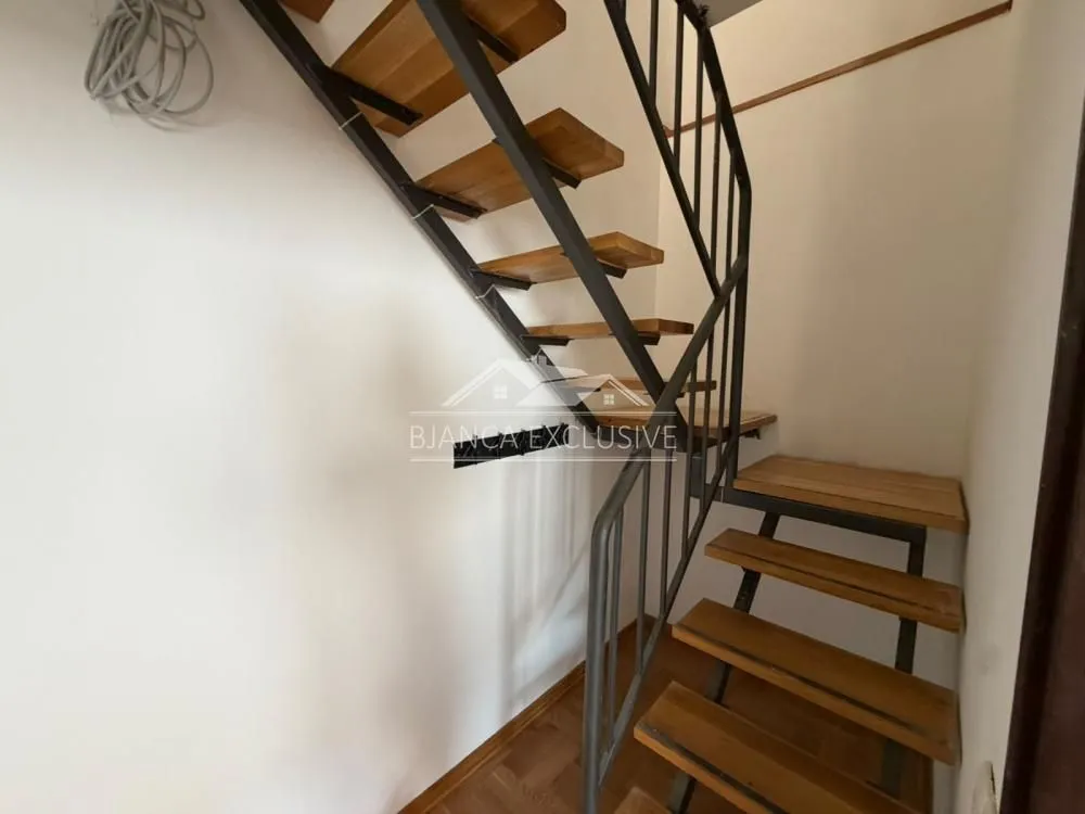 Prodaja, četvorosoban stan, 120m², Južni Bulevar, Vračar Sve Podlokacije