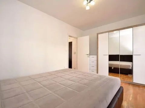 Izdavanje, dvosoban stan, 55m², Igalo, Herceg Novi - image 5