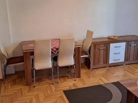 Izdavanje, trosoban stan, 60m², Nova Detelinara, Novi Sad Sve Podlokacije - image 5