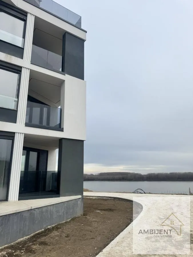 Prodaja, trosoban stan, 85m², Novi Banovci, Stara Pazova