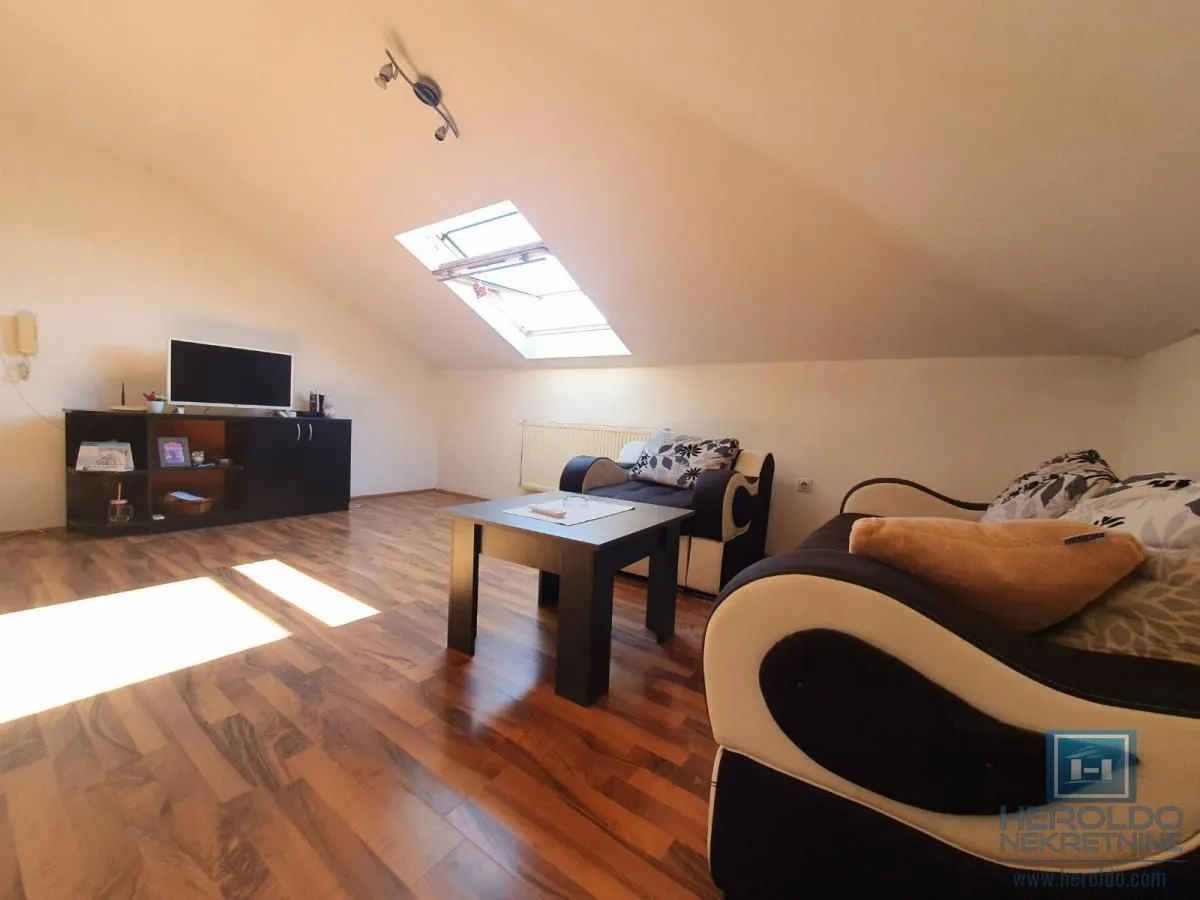 Sale, two bedroom apartment, 68m², Levač, Jagodina