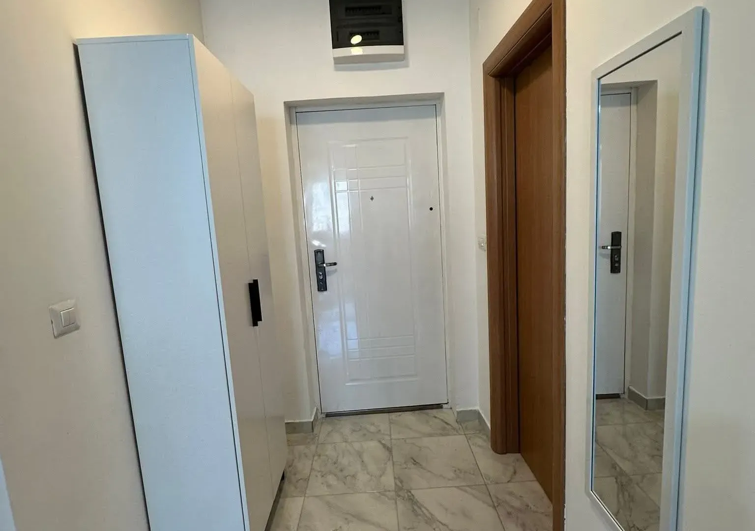 Izdavanje, jednosoban stan, 47m², Ljubović, Podgorica