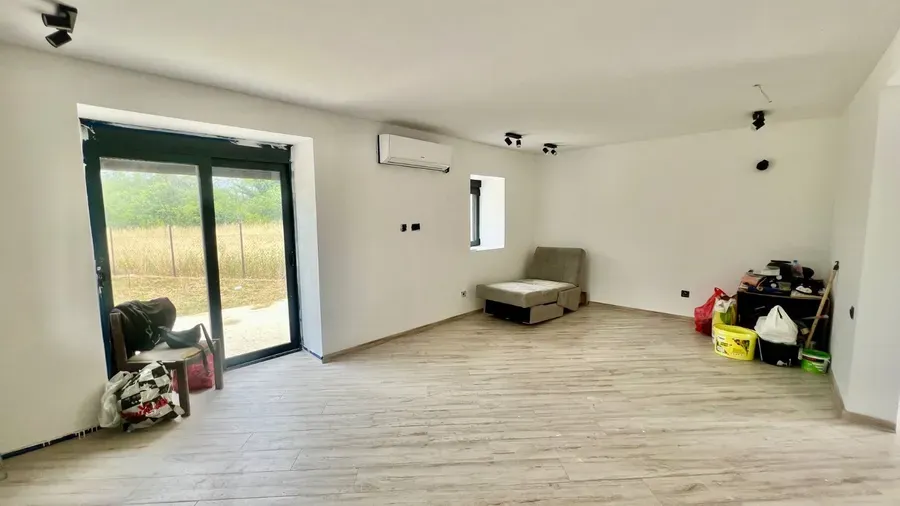 Prodaja, kuća, 79m², Golubovci, Podgorica