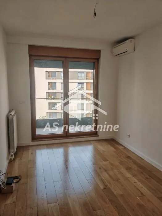 Izdavanje, dvosoban stan, 63m², Tašmajdan, Palilula Sve Podlokacije
