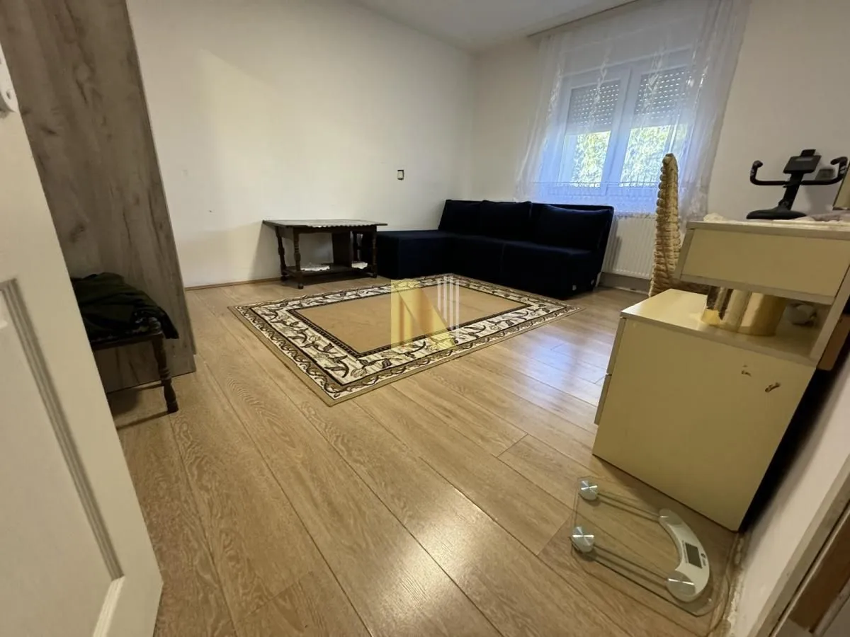 Prodaja, kuća, 441m², Veternik, Novi Sad Sve Podlokacije