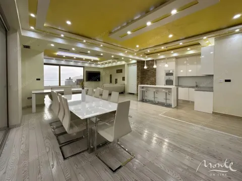 Sale, two bedroom apartment, 158m², Budva, Crna Gora - image 14