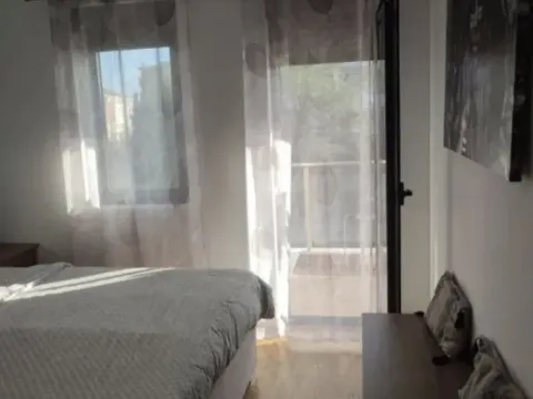 Izdavanje, jednosoban stan, 45m², Blok 9, Podgorica - image 9