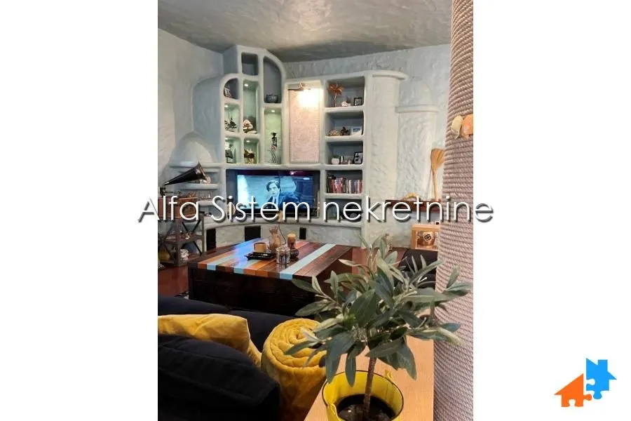 Rent, house, 360m², Banjica, Voždovac Sve Podlokacije