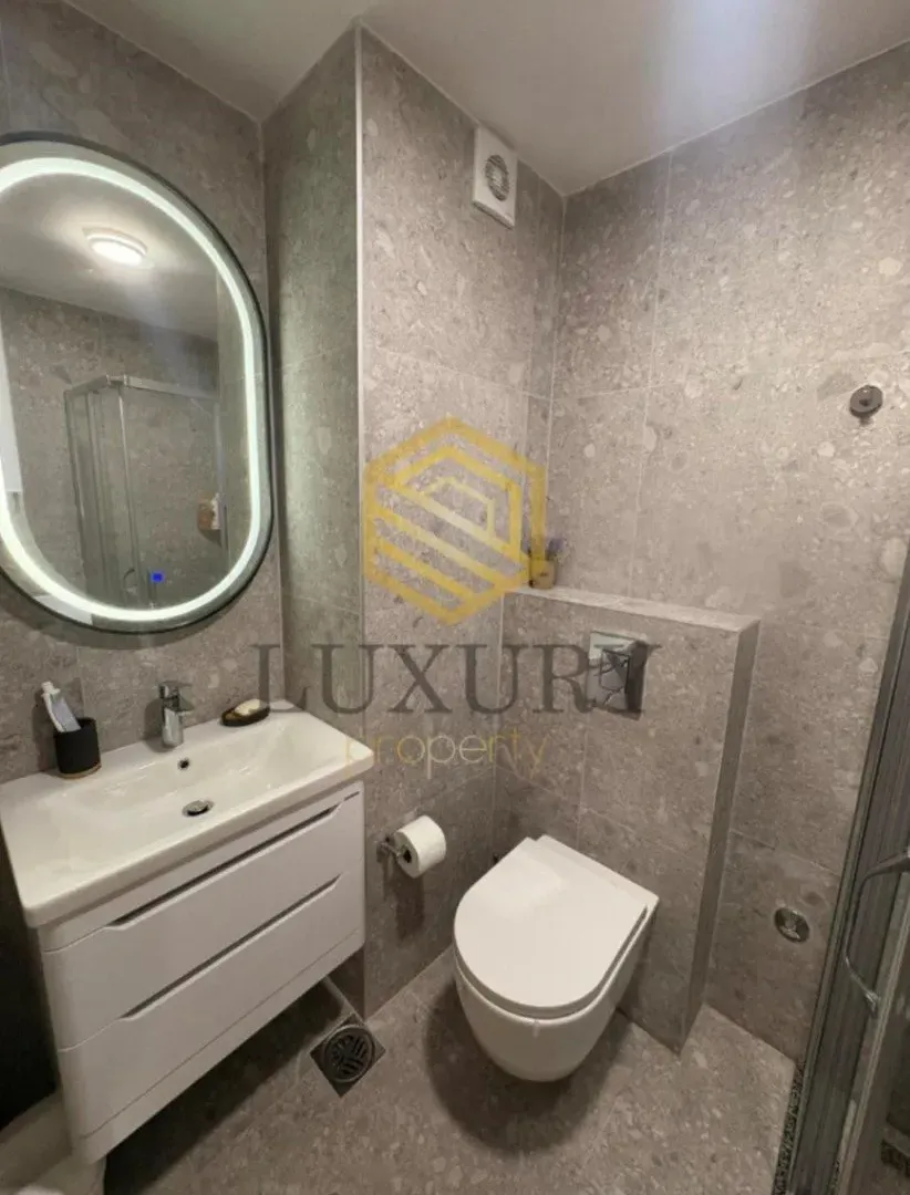 Izdavanje, jednosoban stan, 45m², Centar, Tivat