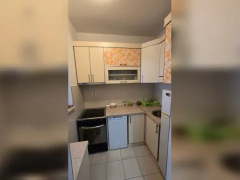 Izdavanje, garsonjera, 33m², City Kvart, Podgorica - image 3