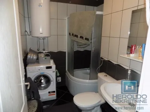 Sale, four bedroom apartment, 150m², Jagodnjak, Paraćin - image 7