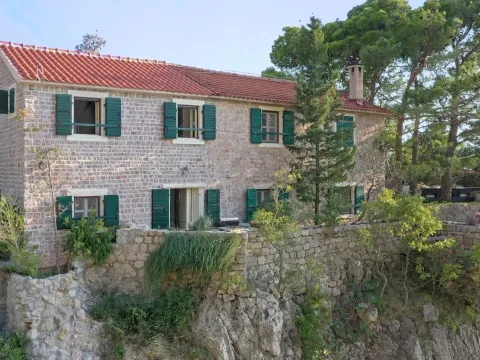 Sale, house, 200m², Reževići, Budva - image 4