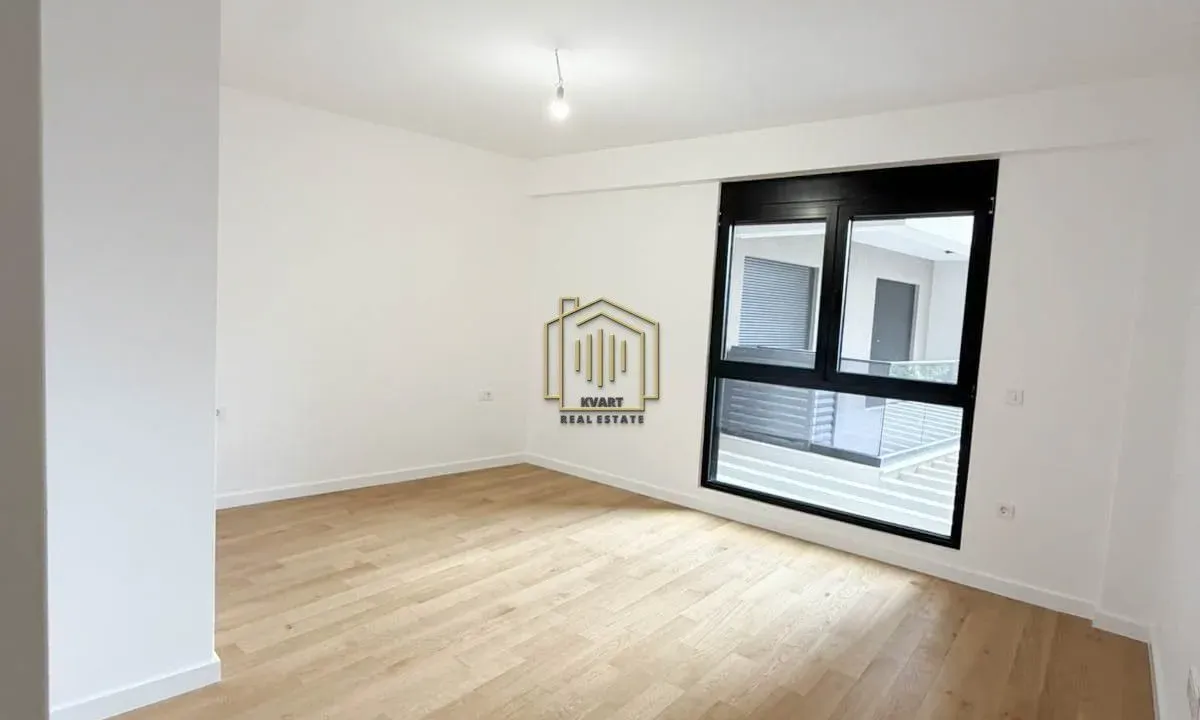 Sale, one bedroom apartment, 54m², Centar, Bar