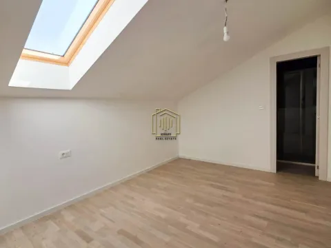 Prodaja, jednosoban stan, 50m², Tološi, Podgorica - image 4