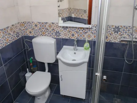 Izdavanje, garsonjera, 40m², Budva, Crna Gora - image 6