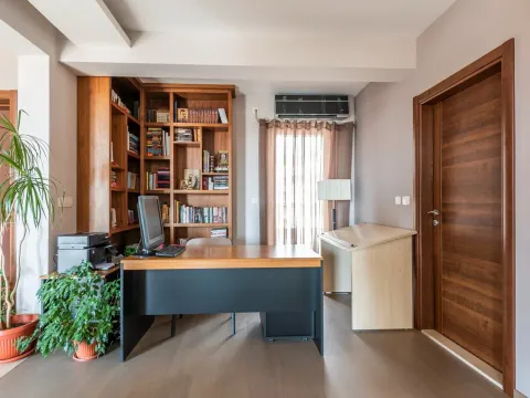 Sale, three bedroom apartment, 215m², Centar, Budva - image 15