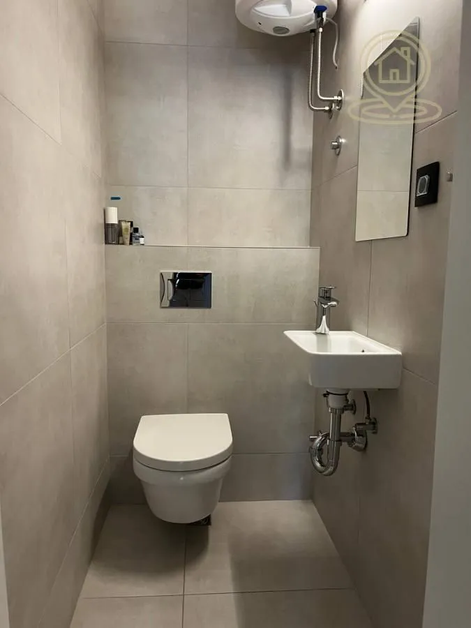 Prodaja, četvorosoban stan, 68m², Grbavica, Novi Sad Sve Podlokacije