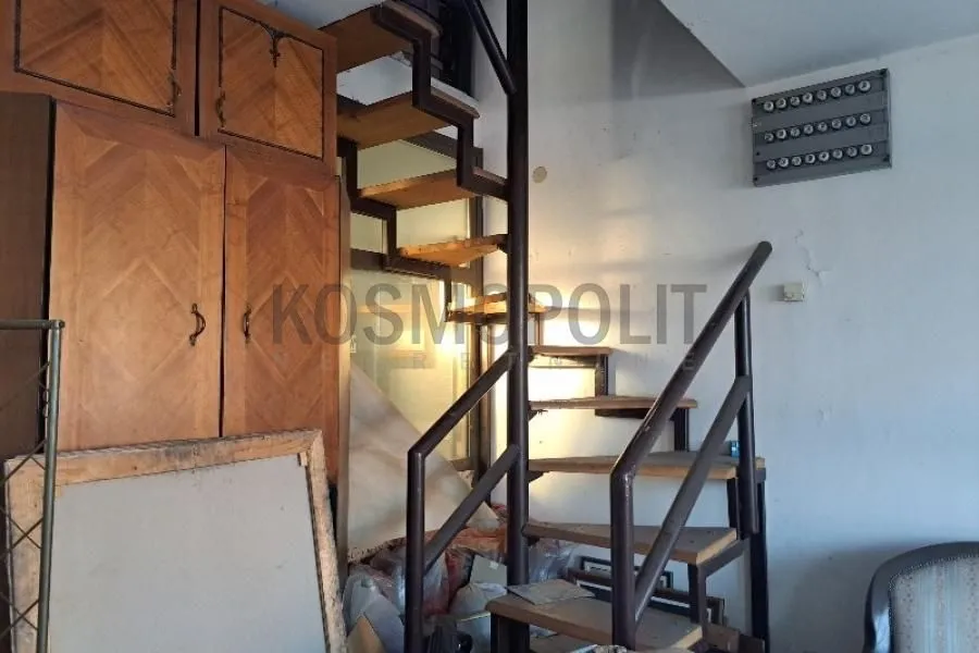 Rent, office space, 64m², Voždovac Sve Podlokacije, Beograd