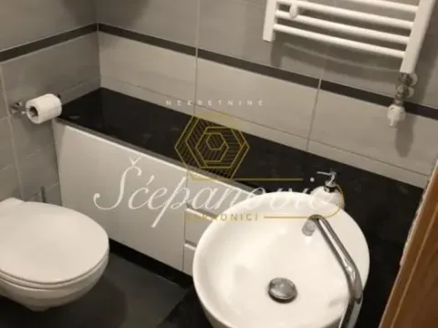 Izdavanje, dvosoban stan, 54m², Centar, Novi Sad - image 11