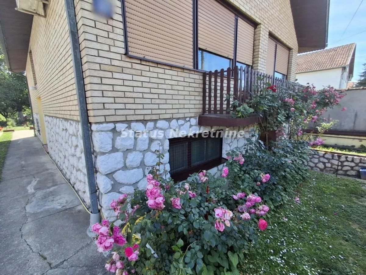 Prodaja, kuća, 93m², Futog, Novi Sad Sve Podlokacije