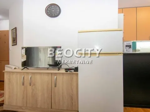 Prodaja, stan, 31m², Kneževac, Beograd - image 4