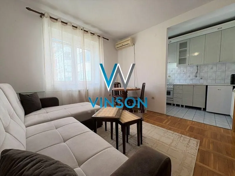 Izdavanje, jednosoban stan, 23m², Bulevar Oslobodjenja, Novi Sad Sve Podlokacije