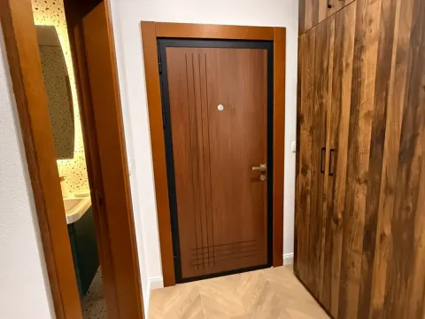 Izdavanje, jednosoban stan, 50m², Bartula, Bar - image 5